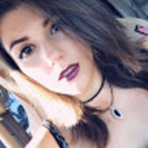 Meet your Posher, Monica